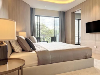 Stylish 1 Bedroom Apartment with Golf View, Steps from Bang Tao Beach, Allamanda Laguna – Fotos 8