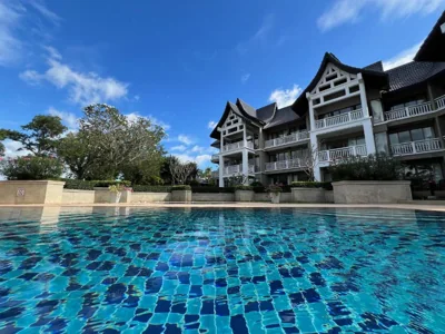 Stylish 1 Bedroom Apartment with Golf View, Steps from Bang Tao Beach, Allamanda Laguna – Fotos 10