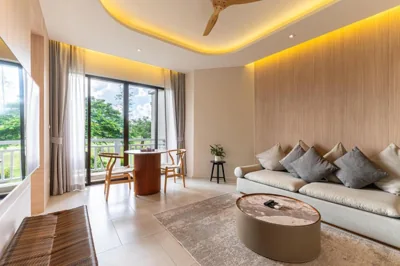 Stylish 1 Bedroom Apartment with Golf View, Steps from Bang Tao Beach, Allamanda Laguna – Fotos 14